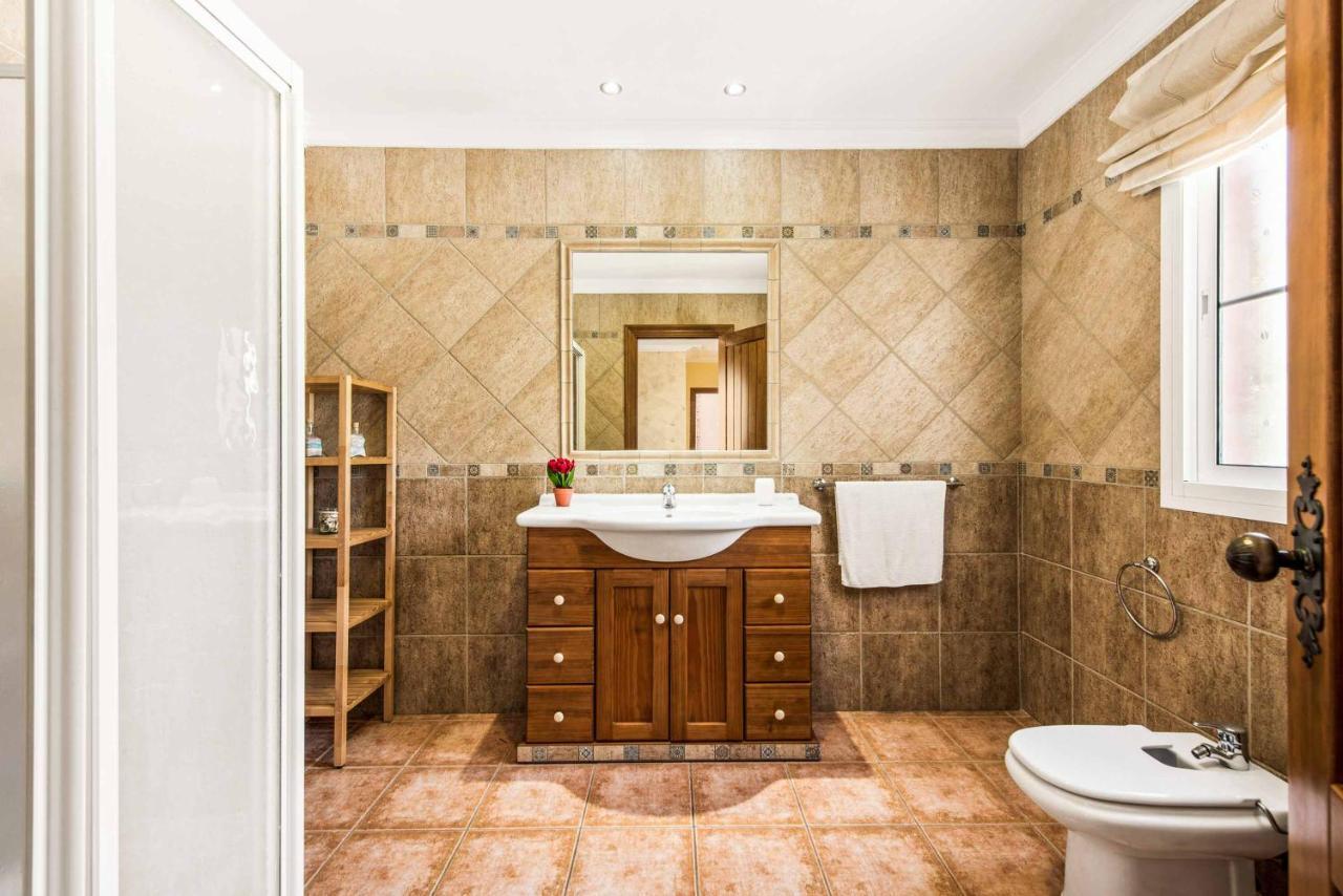 Villa Sol Нерха Екстер'єр фото